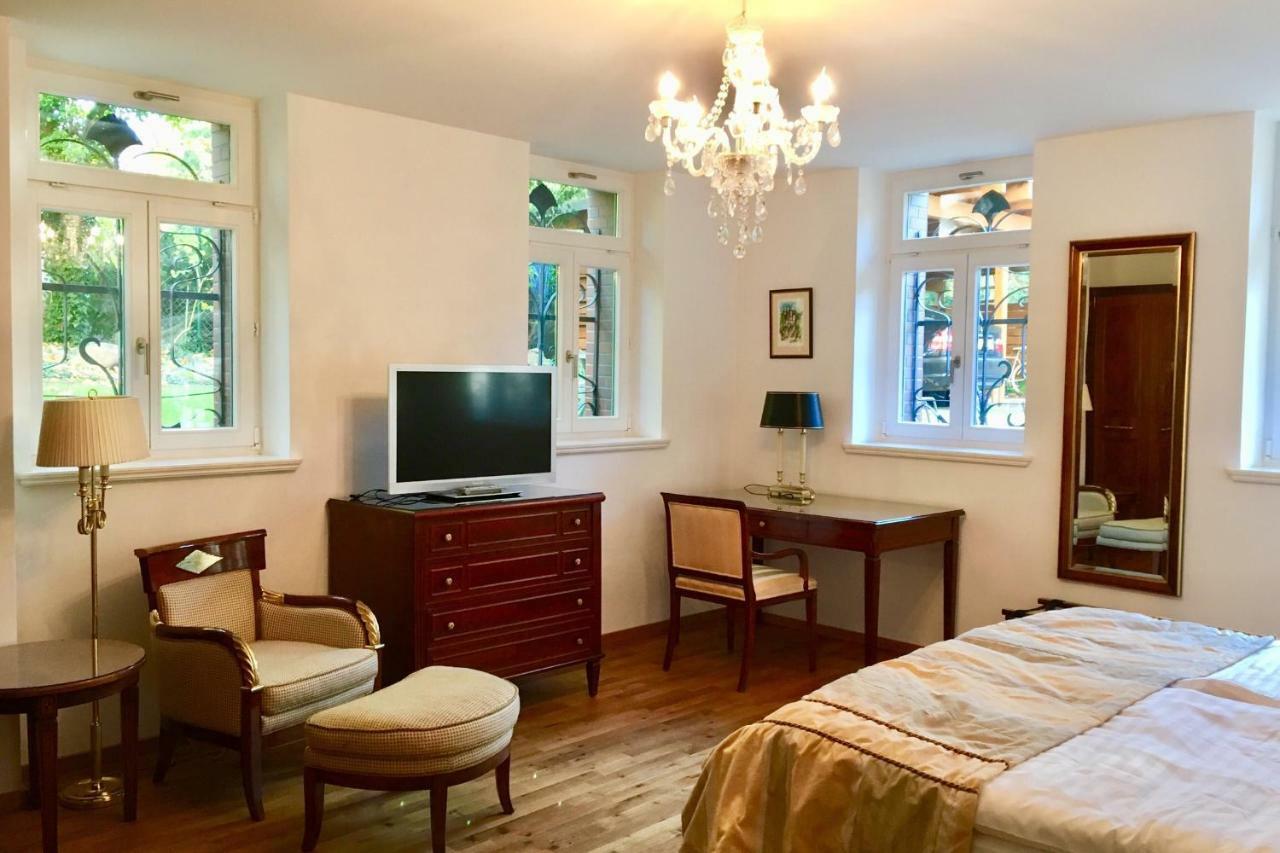 Appartment Villa Am Bretschneiderpark ライプツィヒ エクステリア 写真