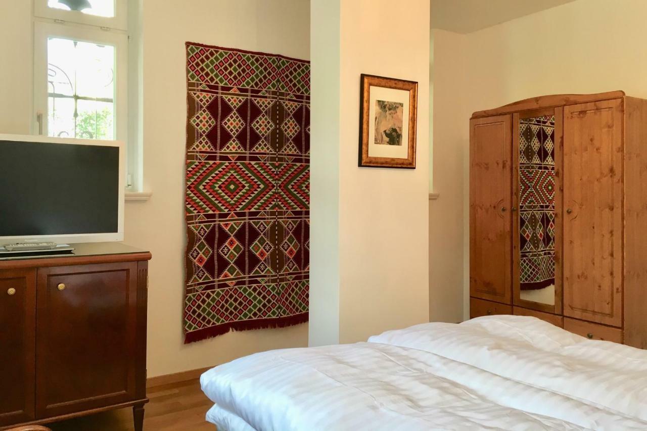Appartment Villa Am Bretschneiderpark ライプツィヒ エクステリア 写真